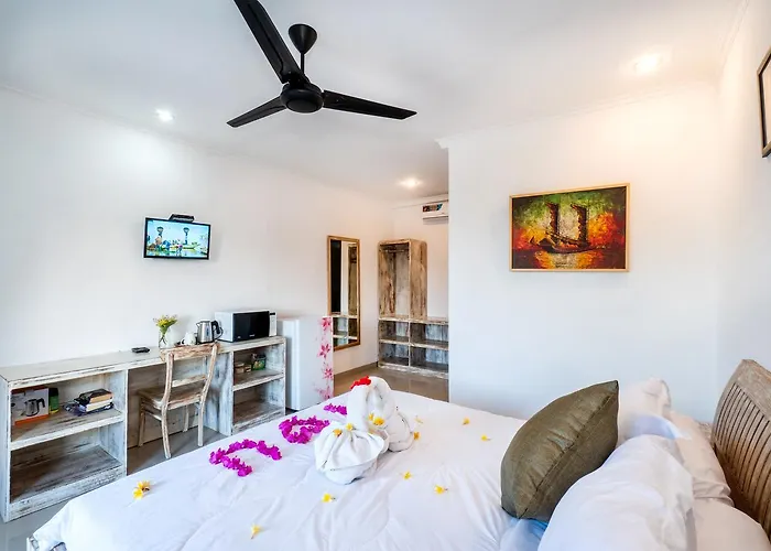 Island Cove Resort 3*